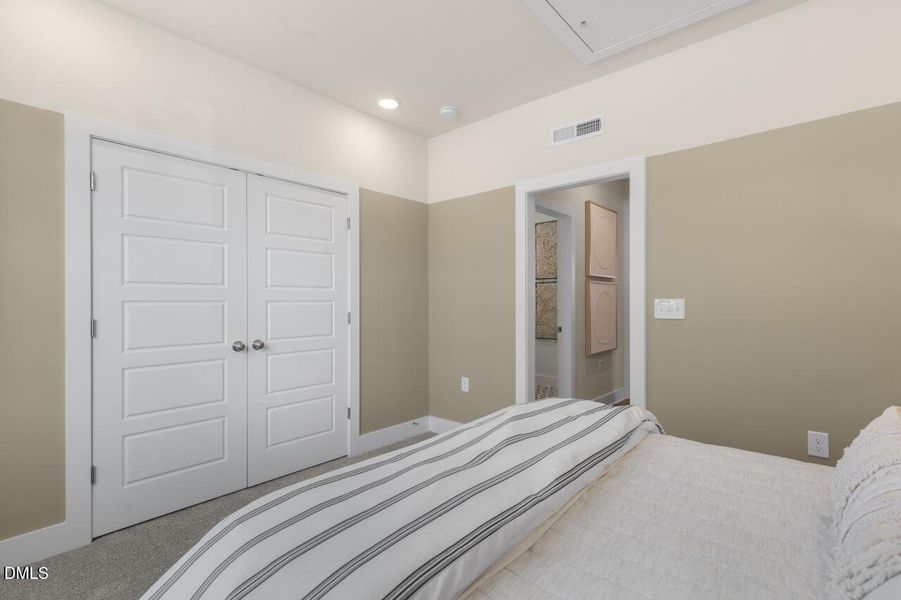 RDU_Stonebarrow_Glades_Lot10_Bedroom4