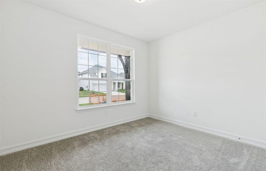 Spacious secondary bedroom Spacious secondary bedroom
