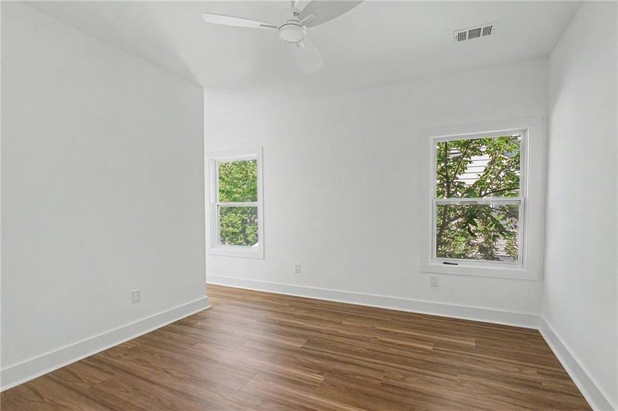 Spacious, unfurnished interior of a new home in , Atlanta (Image 42).