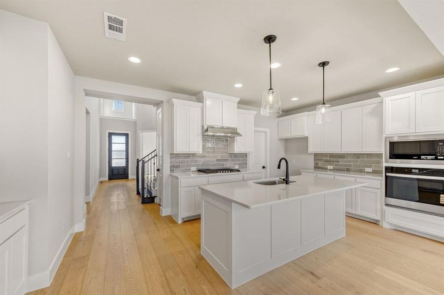 Furnished interior view inside a new home in Wellington, Fort Worth (Image 7). Furnished interior view inside a new home in Wellington, Fort Worth (Image 7).