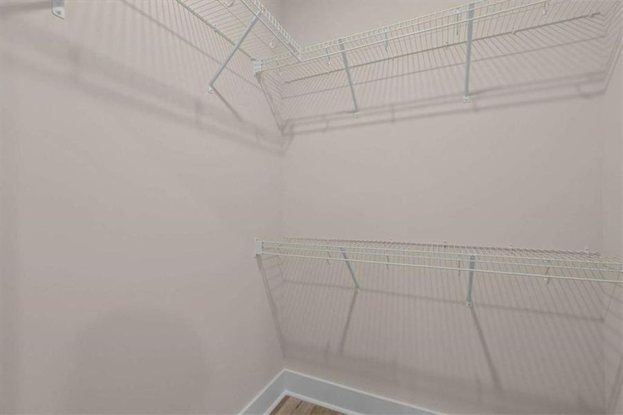 Spacious, unfurnished interior of a new home in , Temple (Image 18).