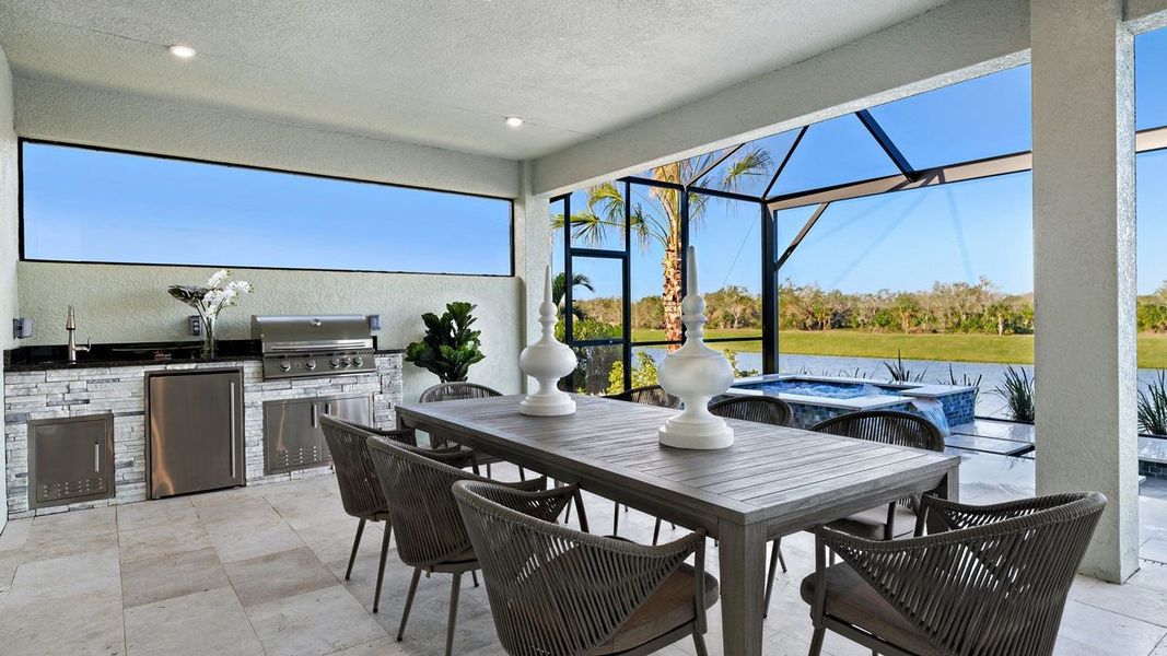 Lanai & Summer Kitchen