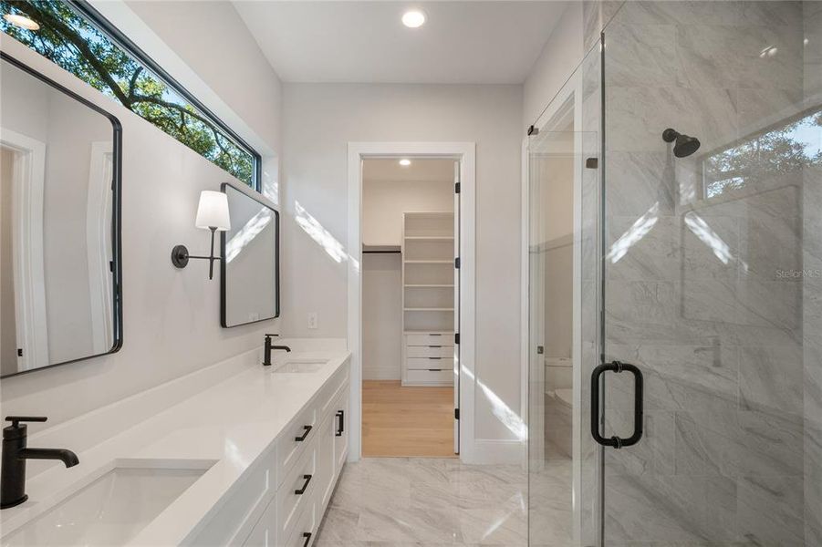 Furnished interior view inside a new home in , Winter Park (Image 25).