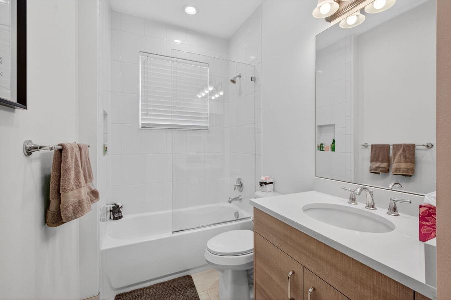 Furnished interior view inside a new home in , Port St. Lucie (Image 30).