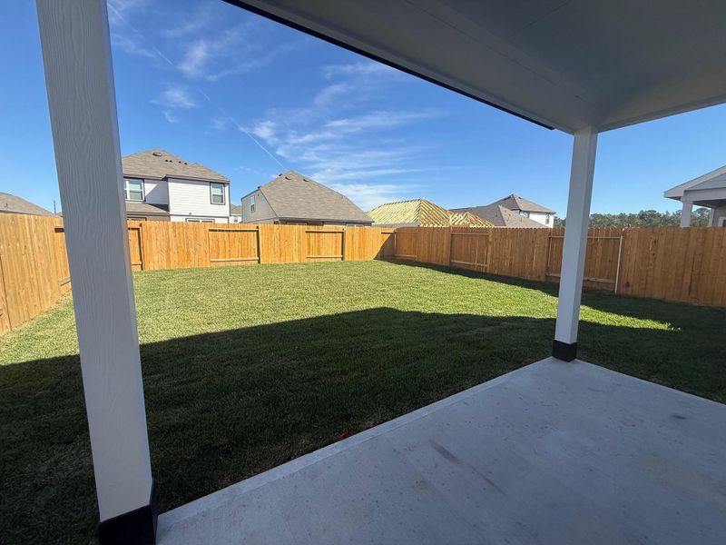 Exterior details and patio area of a home in Wayside Village, Houston (Image 3).