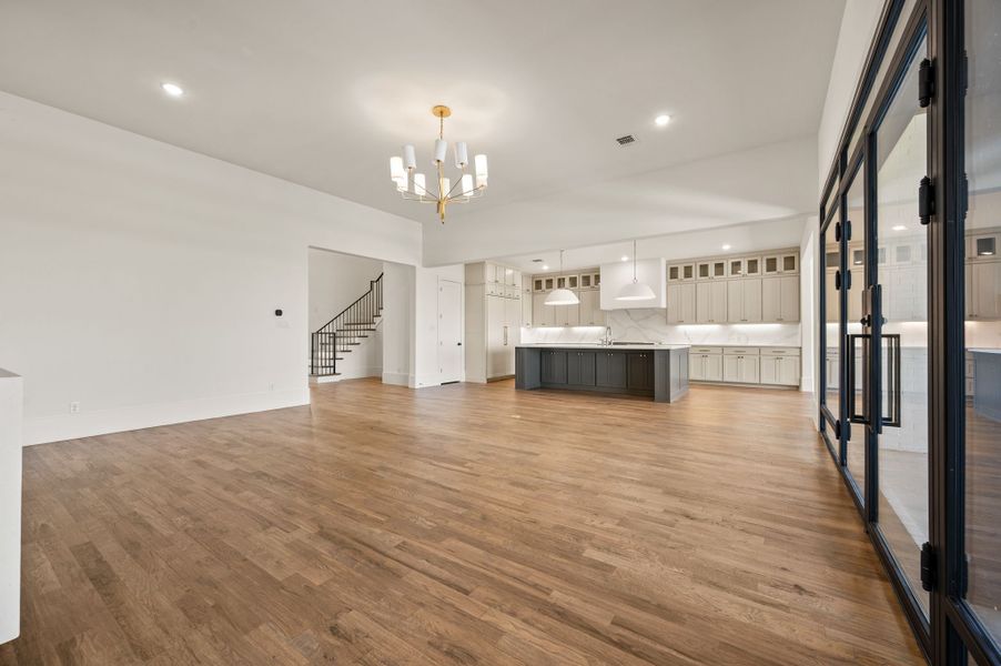 Spacious, unfurnished interior of a new home in The Resort on Eagle Mt. Lake, Fort Worth (Image 33).