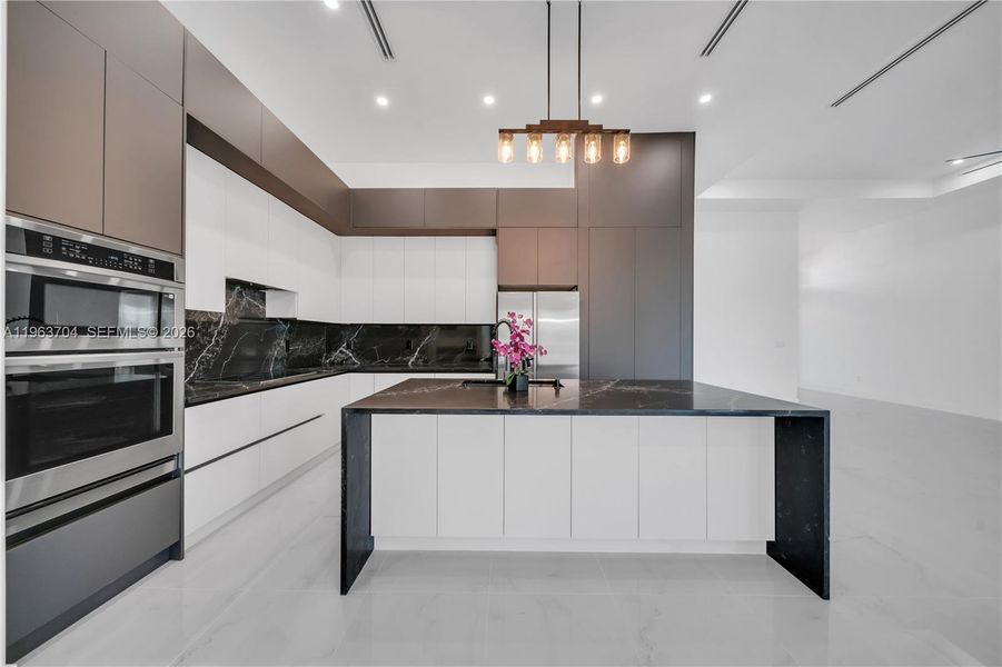 Furnished interior view inside a new home in , Cape Coral (Image 5).