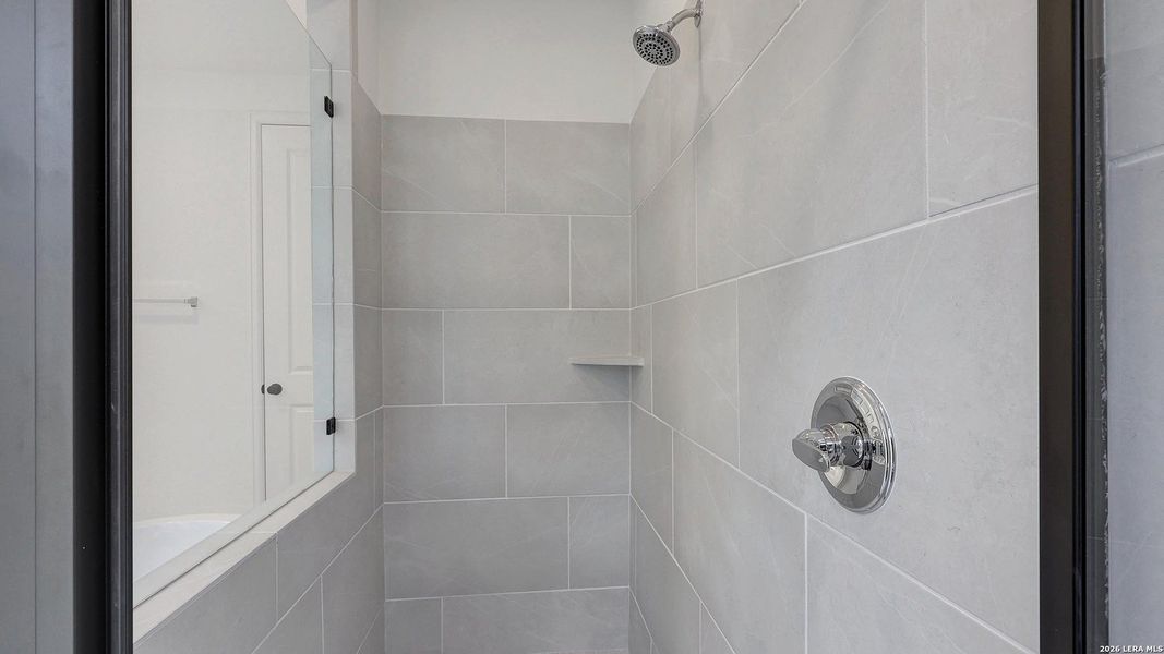 Close-up of interior finishes inside a home in Arcadia Ridge, San Antonio (Image 15).