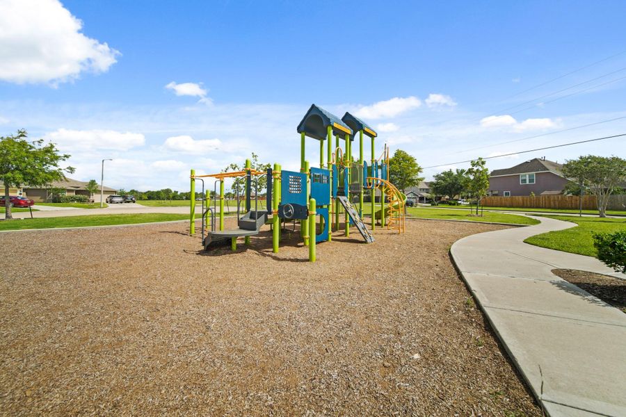 Image 21 of a home in Mustang Crossing.