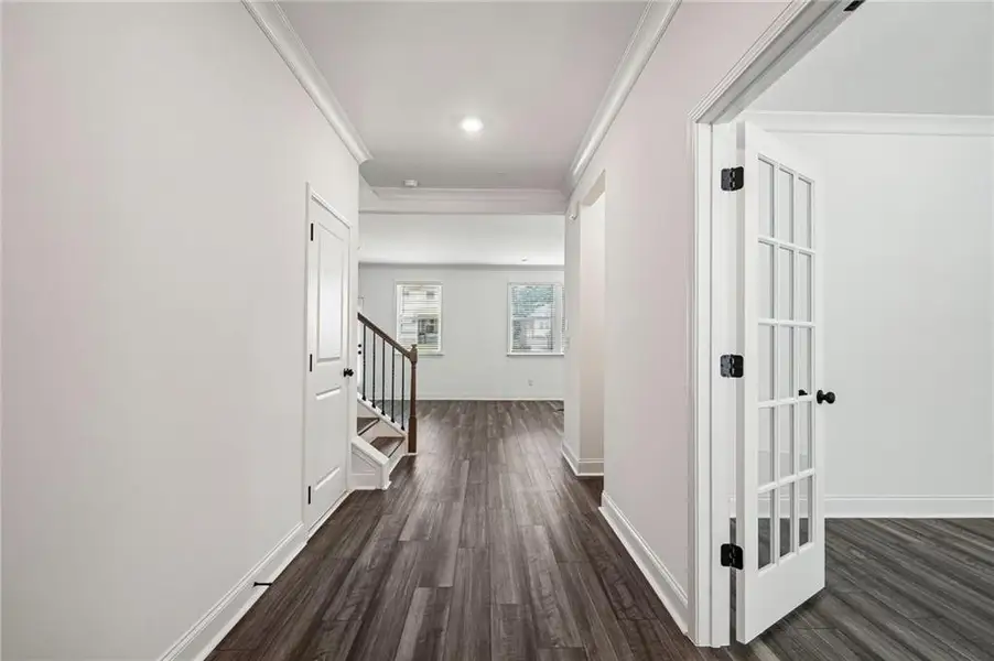 Spacious, unfurnished interior of a new home in Auburn Glen, Dacula (Image 28).