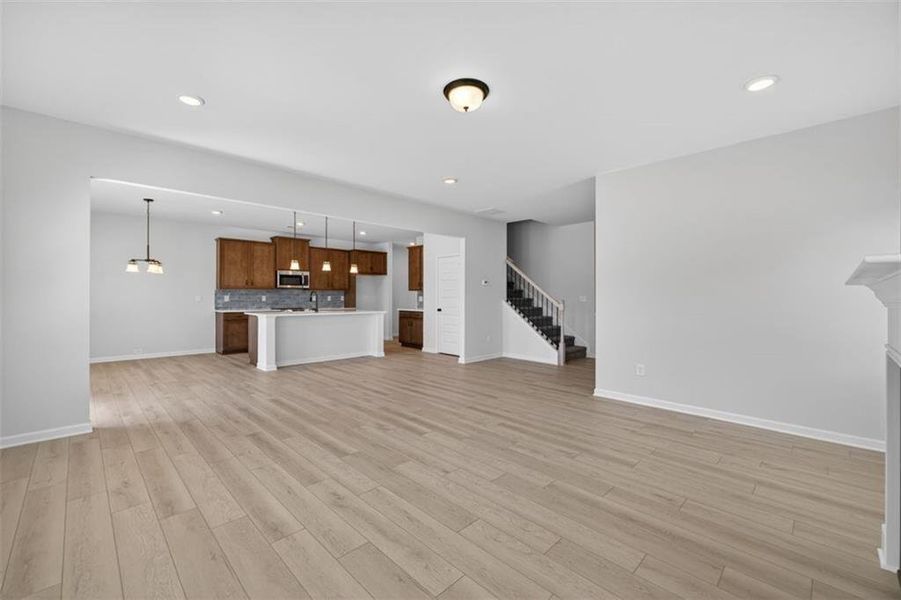 Spacious, unfurnished interior of a new home in Allen Manor, Hoschton (Image 31).