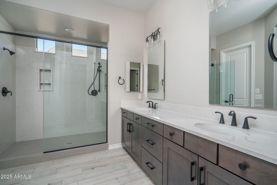 14) PRIMARY BATH 14) PRIMARY BATH