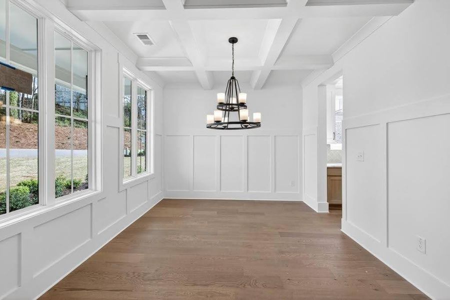 Spacious, unfurnished interior of a new home in Livingstone Park, Kennesaw (Image 22).