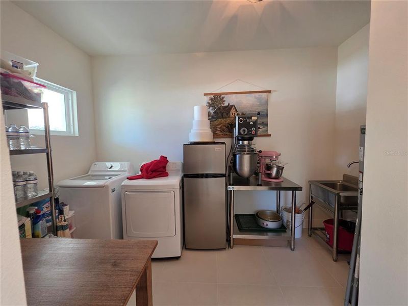 Furnished interior view inside a new home in , Polk City (Image 12).