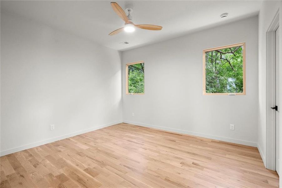 Spacious, unfurnished interior of a new home in , Atlanta (Image 39).