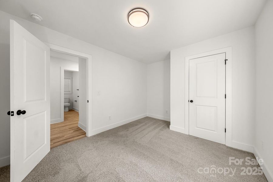 Spacious, unfurnished interior of a new home in , Maiden (Image 13).