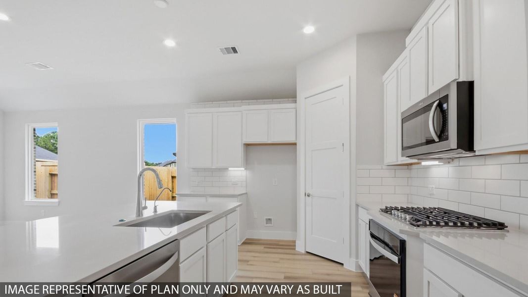 Furnished interior view inside a new home in Hills of Westlake, Conroe (Image 3).