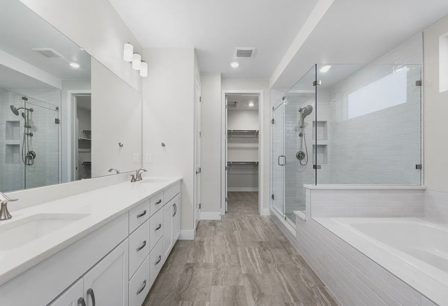 Homesite 264 Primary Bath - 9 of 11