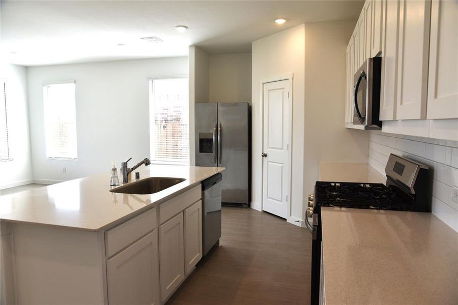 Furnished interior view inside a new home in Walden Pond, Forney (Image 8).