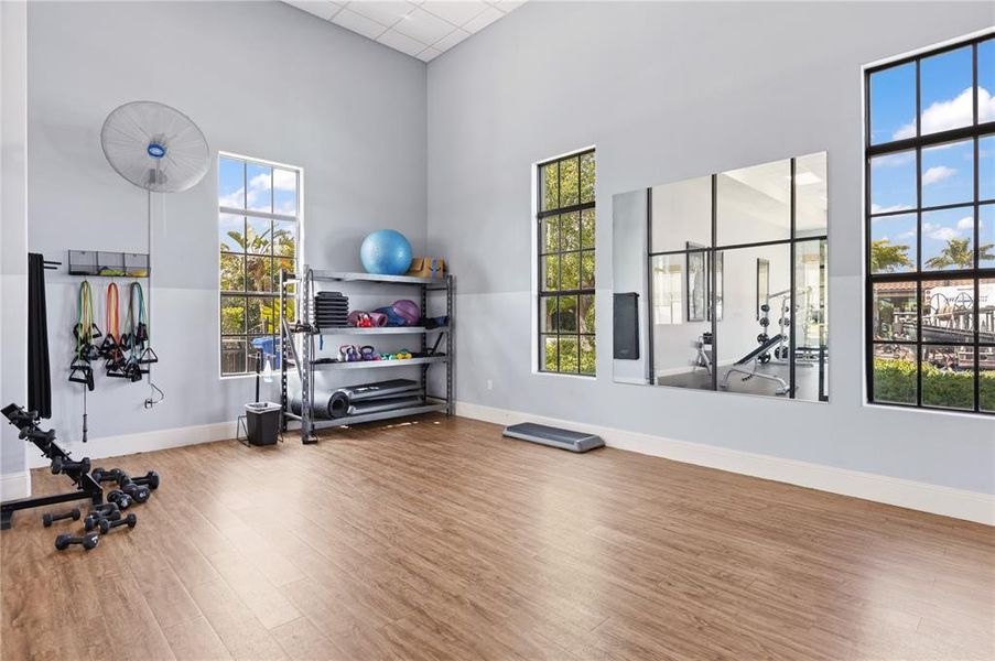 Community amenities in , Nokomis (Image 27).