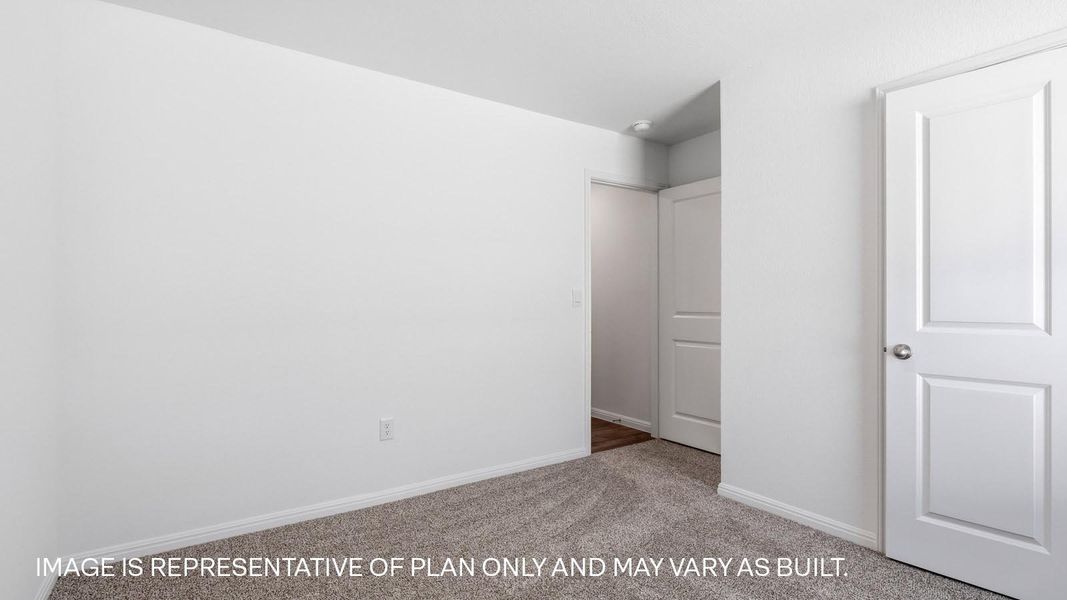 Representative unfurnished interior of a home built from the The Easton by D.R. Horton in Prairie Lakes, Buda (Image 23).