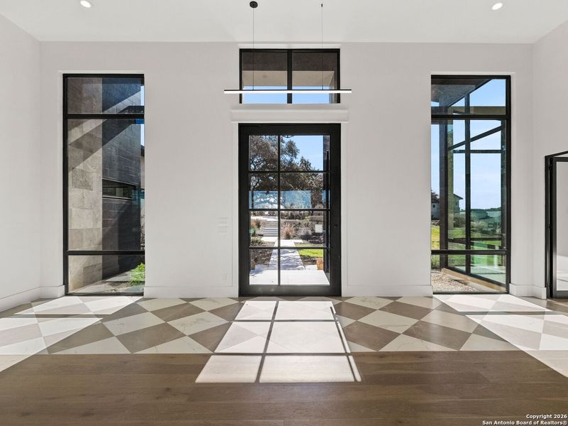 Spacious, unfurnished interior of a new home in , Boerne (Image 40).