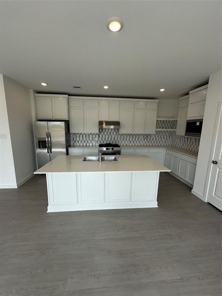 Pics are not of actual home. They are a representative of a home of the same floor plan Pics are not of actual home. They are a representative of a home of the same floor plan