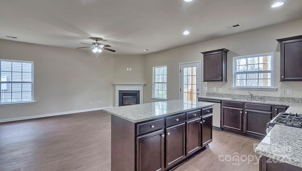 Photos are representative