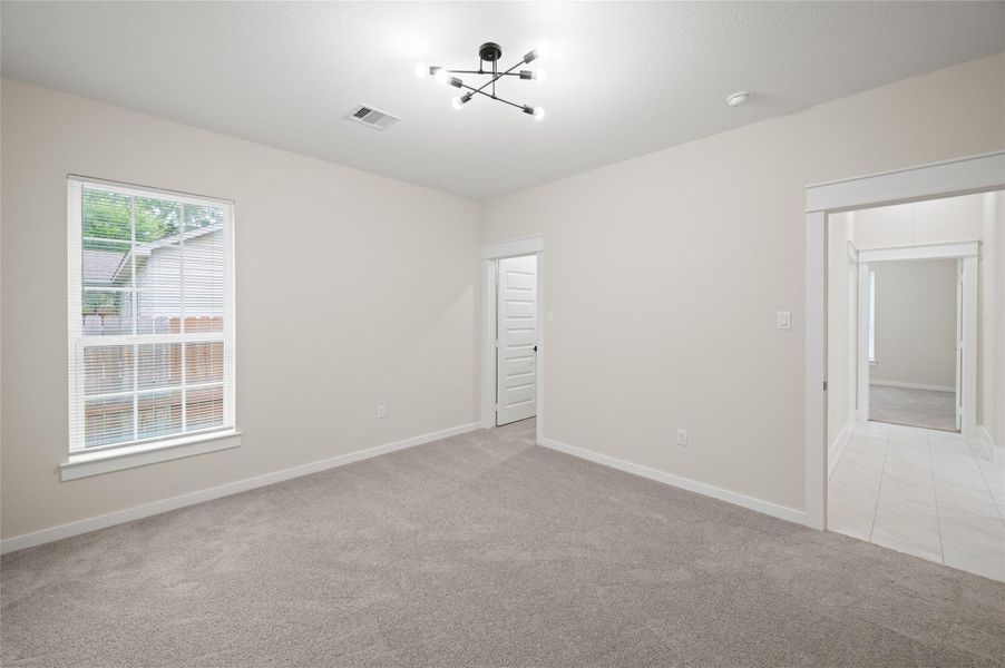 Spacious, unfurnished interior of a new home in , Porter (Image 35).