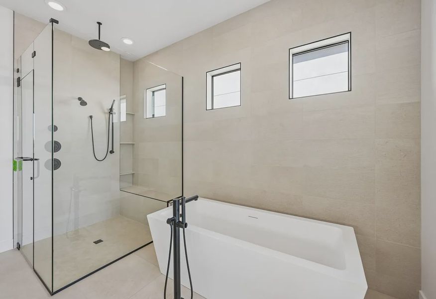 Primary Bath - 15 of 17