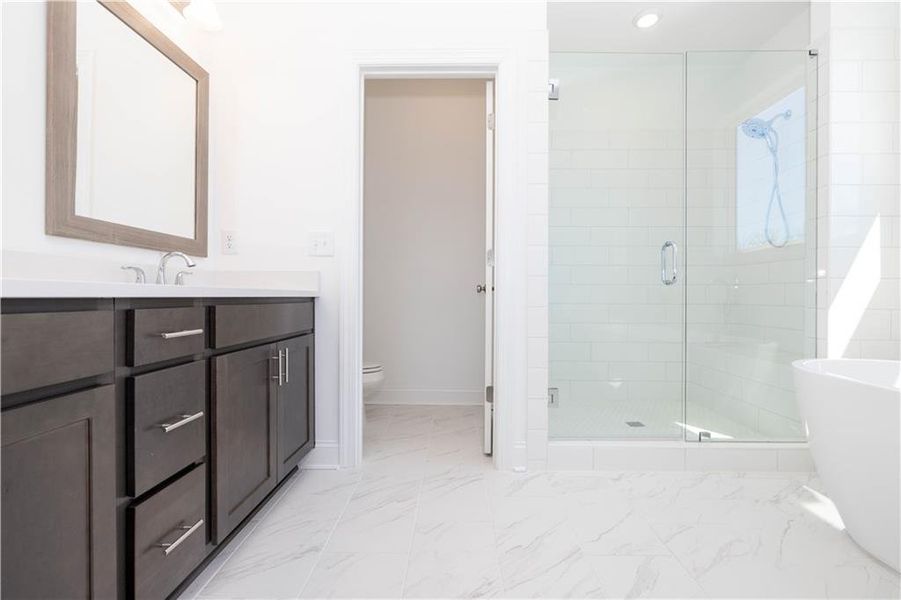 Image 40 of a home in Ecco Park.