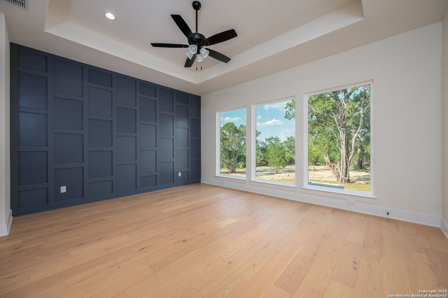 Spacious, unfurnished interior of a new home in , New Braunfels (Image 18).