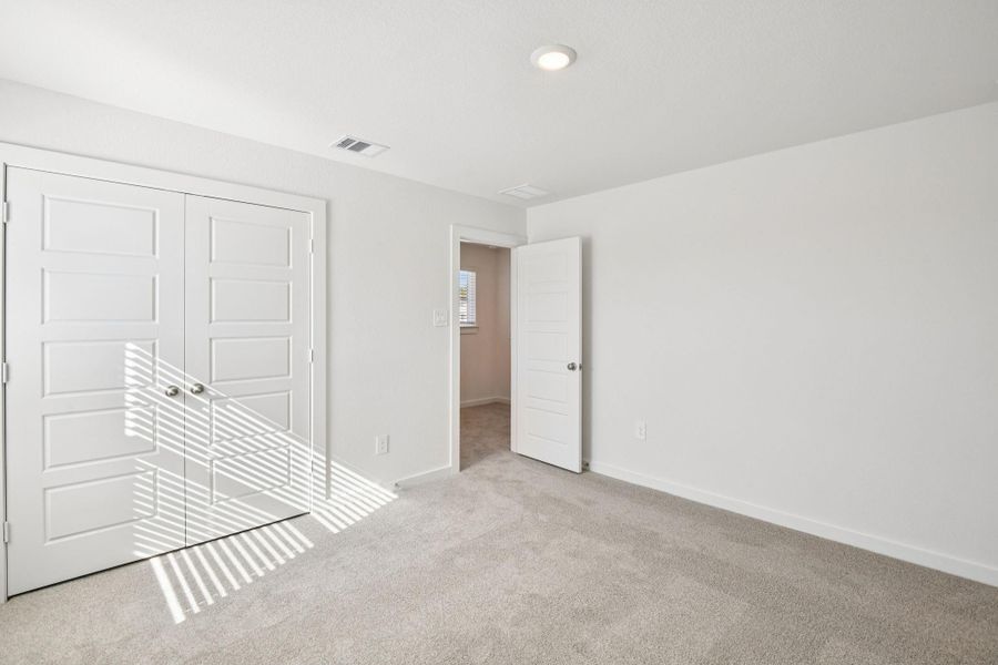 Spacious, unfurnished interior of a new home in Stewart's Ranch, Conroe (Image 25). Spacious, unfurnished interior of a new home in Stewart's Ranch, Conroe (Image 25).