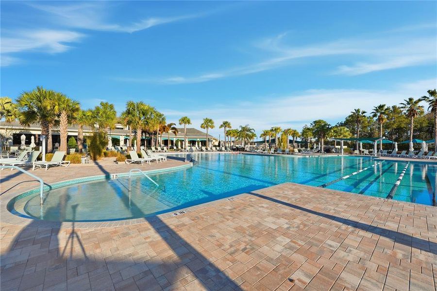 Community amenities in , St. Cloud (Image 45).