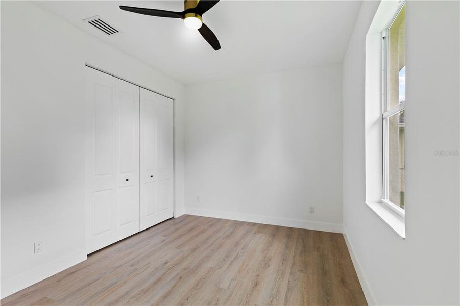 Spacious, unfurnished interior of a new home in , Lake Placid (Image 11).