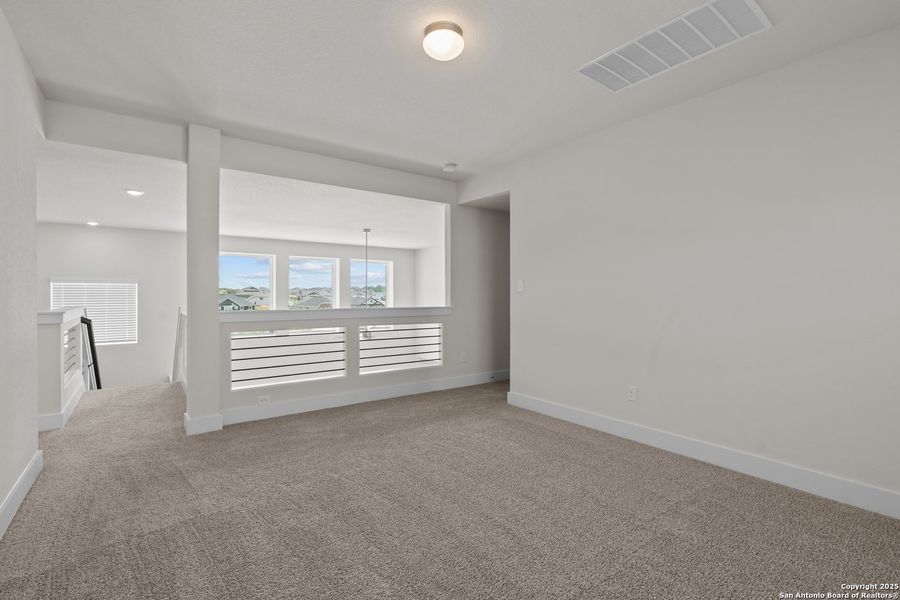 Spacious, unfurnished interior of a new home in Hunters Ranch, San Antonio (Image 35). Spacious, unfurnished interior of a new home in Hunters Ranch, San Antonio (Image 35).
