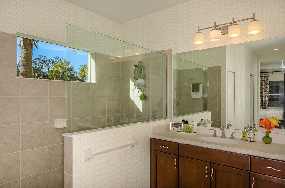 Furnished interior view inside a new home in Tide Marsh, Fort Myers (Image 9). Furnished interior view inside a new home in Tide Marsh, Fort Myers (Image 9).