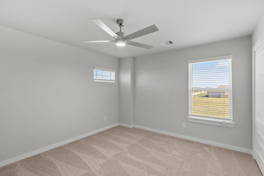 Spacious, unfurnished interior of a new home in Beacon Hill, Waller (Image 20).