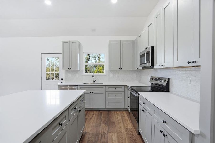Furnished interior view inside a new home in , Granbury (Image 6).