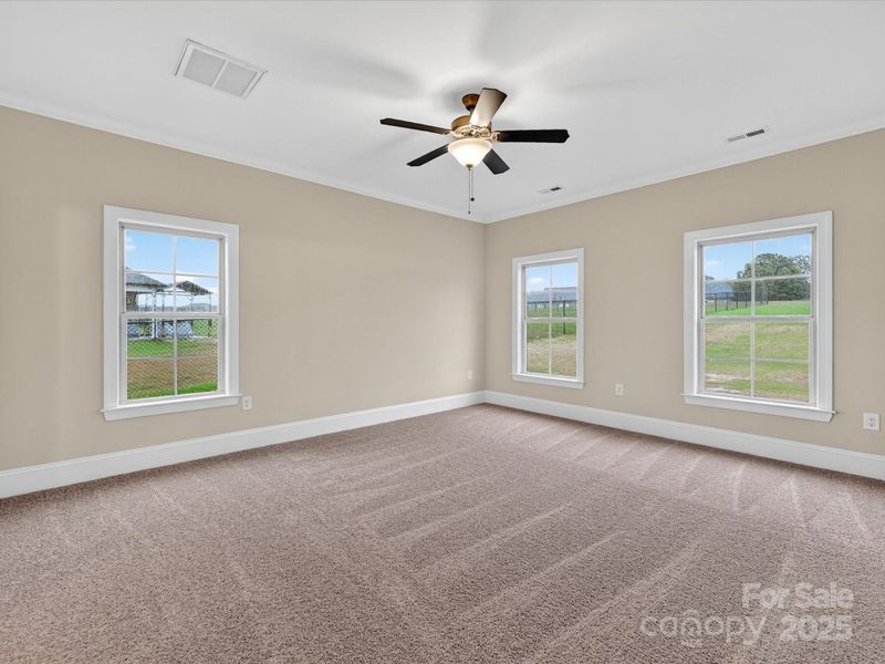 Spacious, unfurnished interior of a new home in , Monroe (Image 18).