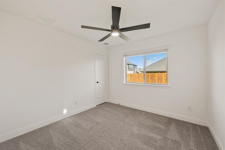 Spacious, unfurnished interior of a new home in Meadow Vista 60-65, Anna (Image 28).