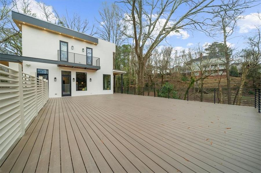 Exterior details and patio area of a home in , Atlanta (Image 31).