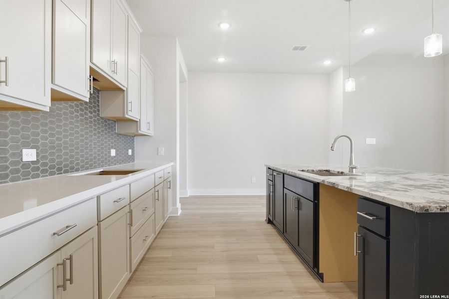 Furnished interior view inside a new home in Haby Hill 60s, San Antonio (Image 12).