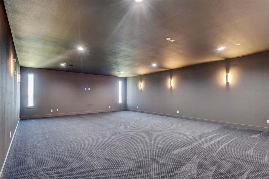 Spacious, unfurnished interior of a new home in , Corsicana (Image 25).