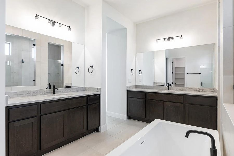 Dakota B Primary bath