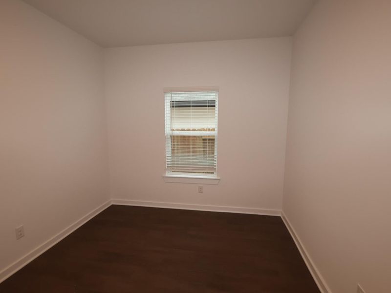 Spacious, unfurnished interior of a new home in Summerview, Fulshear (Image 27).