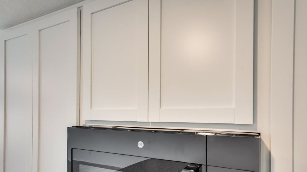 Wellton Bridgewater White Cabinets