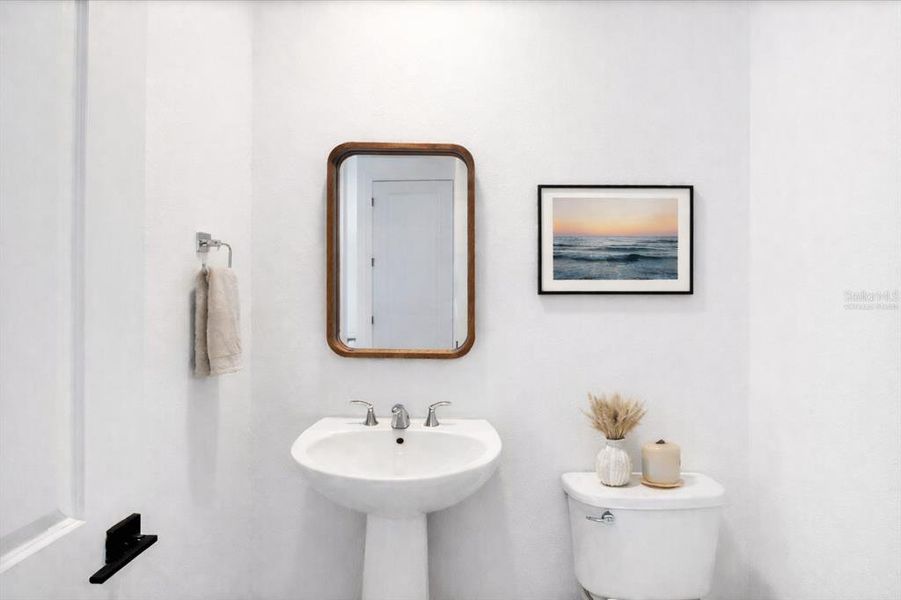 Furnished interior view inside a new home in , Venice (Image 18).