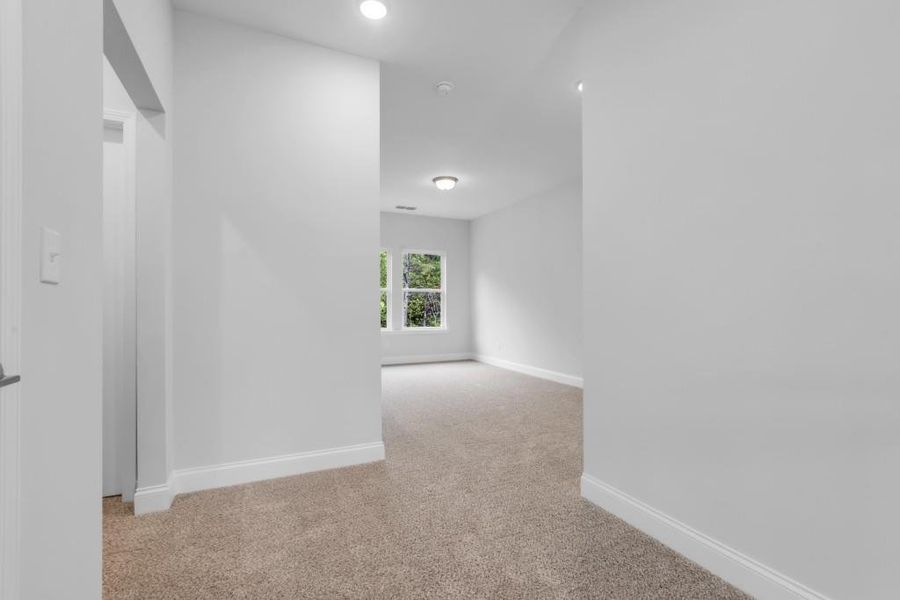 Spacious, unfurnished interior of a new home in Maddox Landing, Hoschton (Image 19).