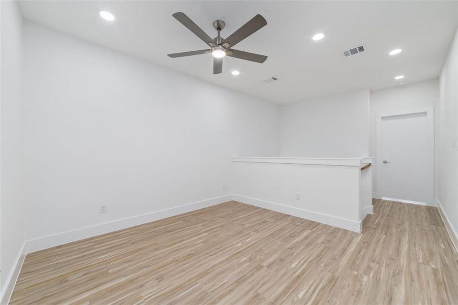 LOFT / Flex Space Area LOFT / Flex Space Area